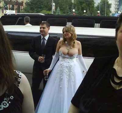 Got some bad pics of dresses?