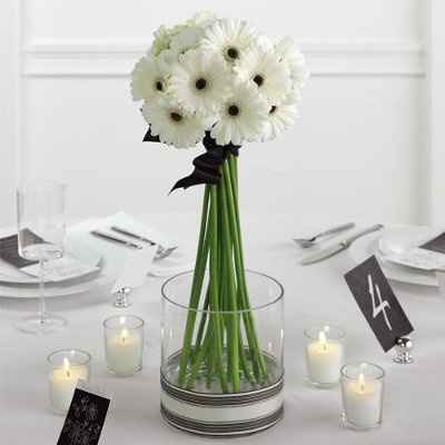 Does anyone have any nice gerbera daisy centrepiece pictures?