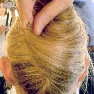 Simple hairstyle for legal wedding