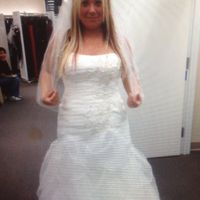 Plus size or full figured brides, let's see those gowns!