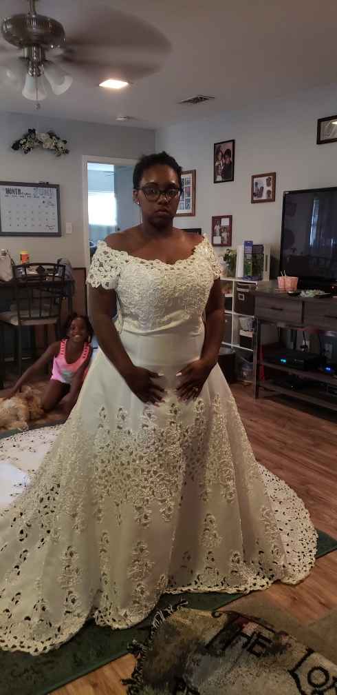 Please share your gorgeous gowns - 1