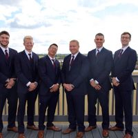 groomsmen 