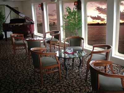 YAY!!!! I finally booked my venue. I have pic