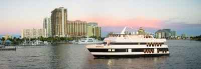 YAY!!!! I finally booked my venue. I have pic