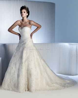 I SAID YES TO THE DRESS TODAY TELL ME WHAT U THINK!