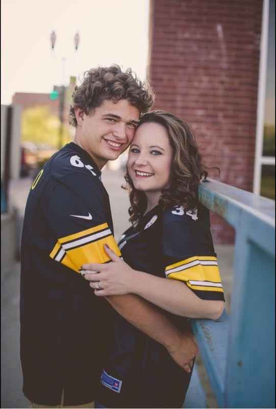 E-pics are here!