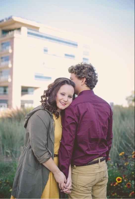 E-pics are here!