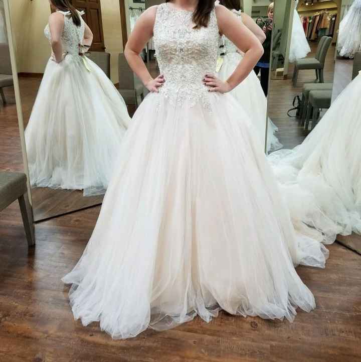 Show me your wedding dresses! :)