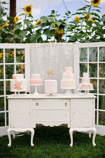 Vintage Furniture as a Cake/Dessert Display Table