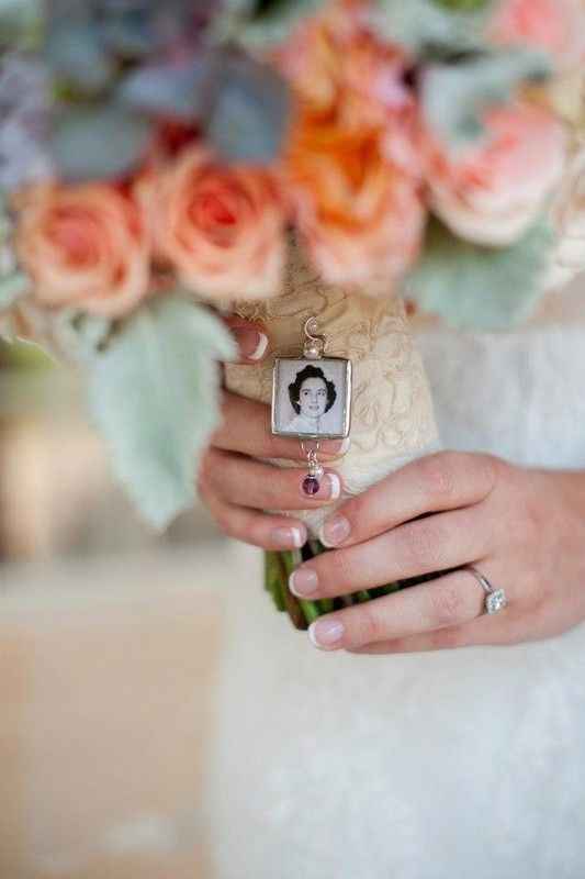 Bouquet Charm (Two Buds and a Blossom)