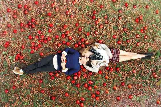 Engagement pictures in an apple orchard