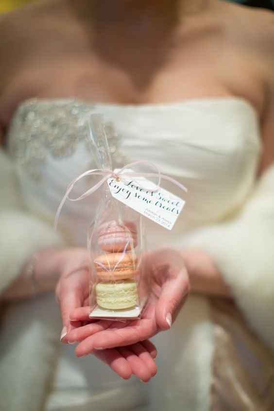Macarons - {Cristina G Photography}