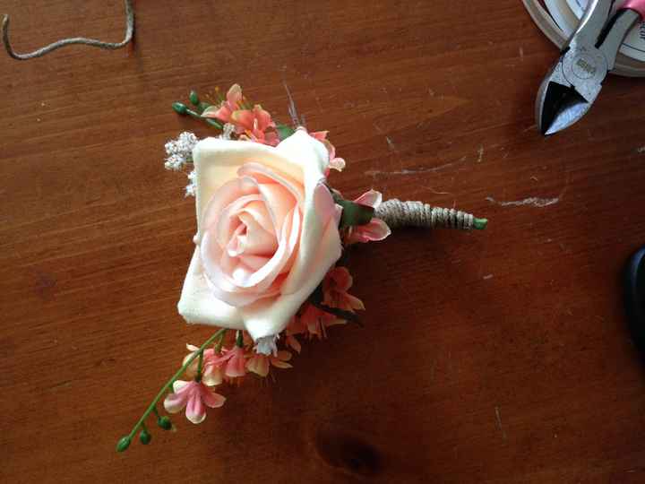 Making corsages, HELP!