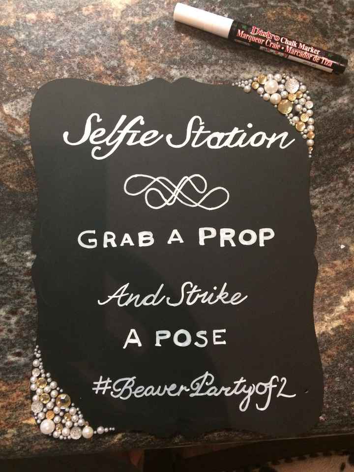 DIY Selfie Station Sign