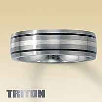 Hey Girls! What does your husband-to-be's wedding ring look like?