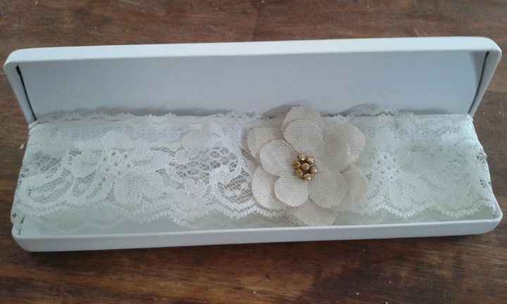 DIY Garter