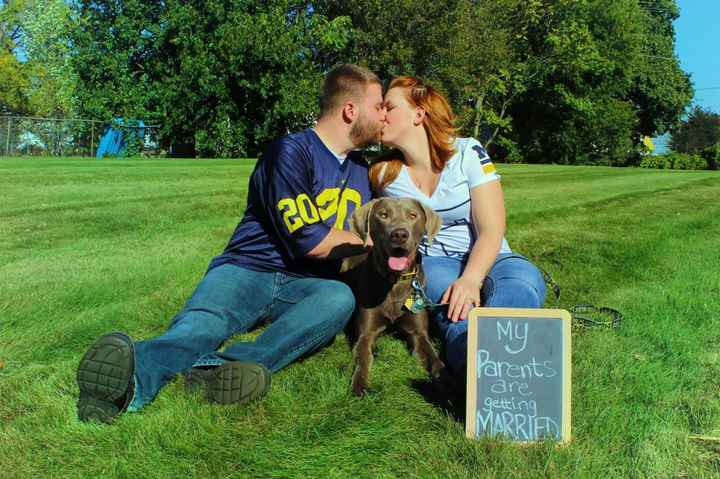 Engagement Photos with Pets: Share Your Tips and Pics!