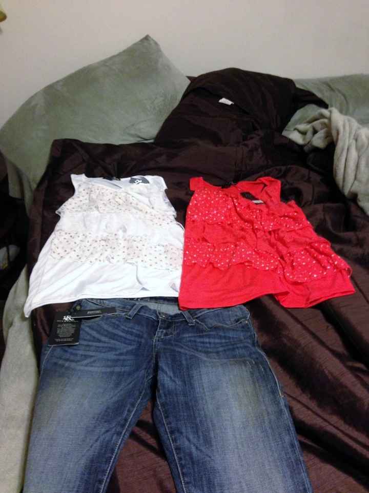 Bachelorette party tonight--what to wear?