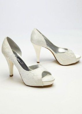 Lace or not to lace?