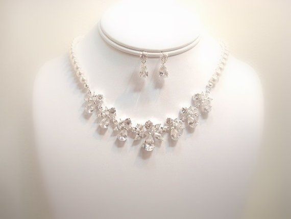 Help me pick my necklace please!!