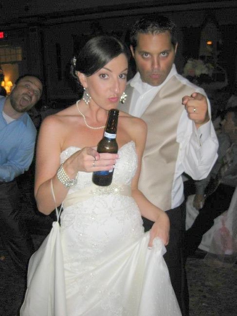 I'm craving wedding!!! Share with me your wedding pics!! please....