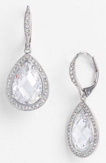 Jewelry--Earrings (Tear drop)