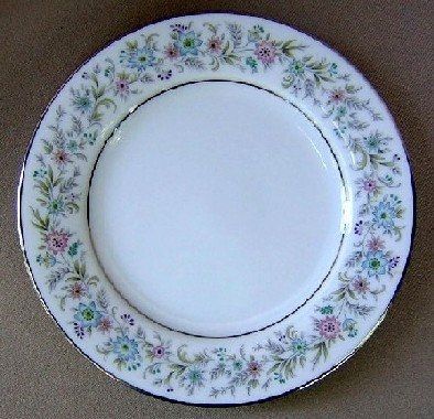 what kind of china and causal silverware and glasses do you have?