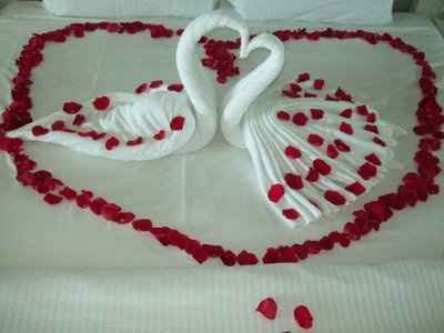 I want to see your honeymoon hotel!