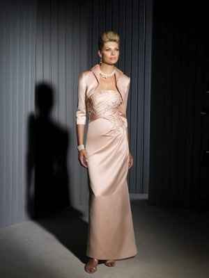 Edit:  Another MOB Dress - Pics and Thoughts - Better Pic on Page 2 : )