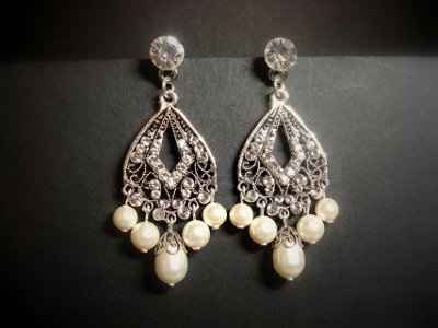 Statement Jewelry to Complete the Look: Have you thought of wearing any?