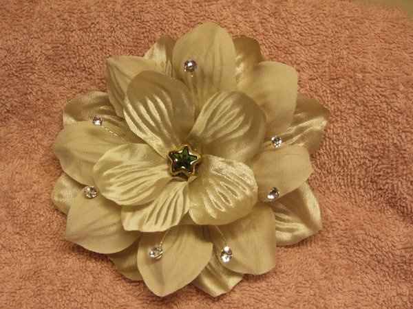 Hair flower piece question...