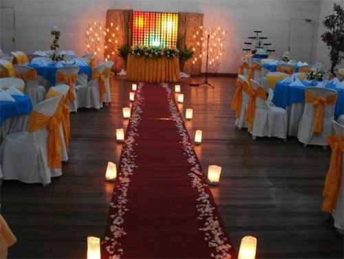 What are you thoughts on candles along the aisle *pic*