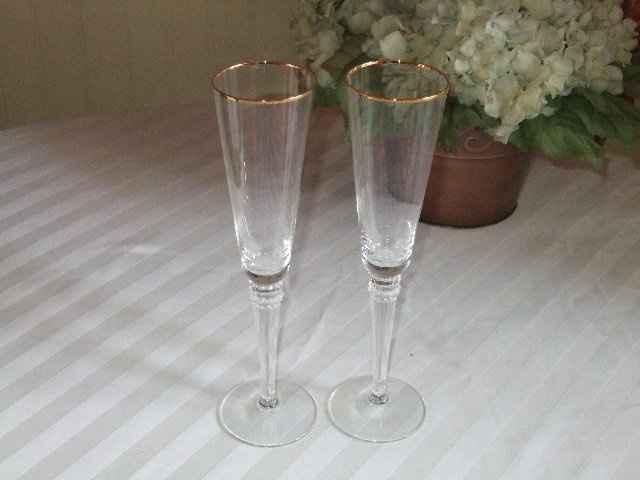 Show me your toasting flutes!