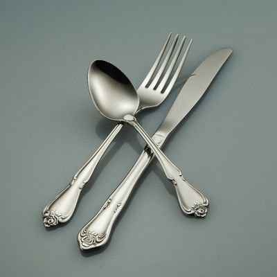 what kind of china and causal silverware and glasses do you have?