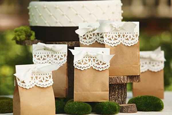 idea for wedding favors... cute or too pesonalized?