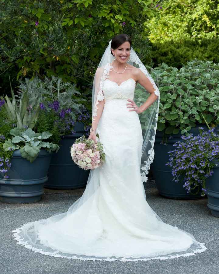 Weird OBSESSION: I love seeing brides in their ACTUAL dresses :)