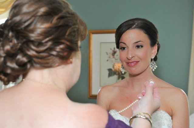 Wedding jewelery recommendations on Etsy.