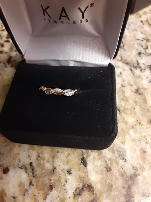 Show me your "plain" wedding bands! 💍 1