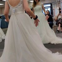 Dress shopping round 1...  show me your no dresses - 3