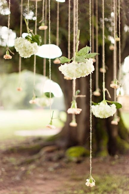 Outdoor Tree Decor
