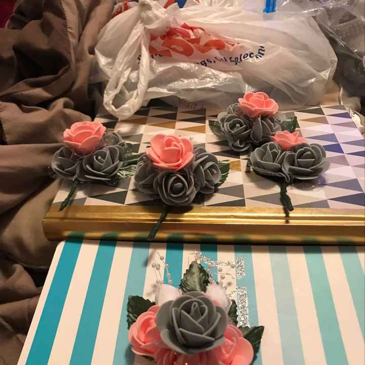  Wedding corsages - 1