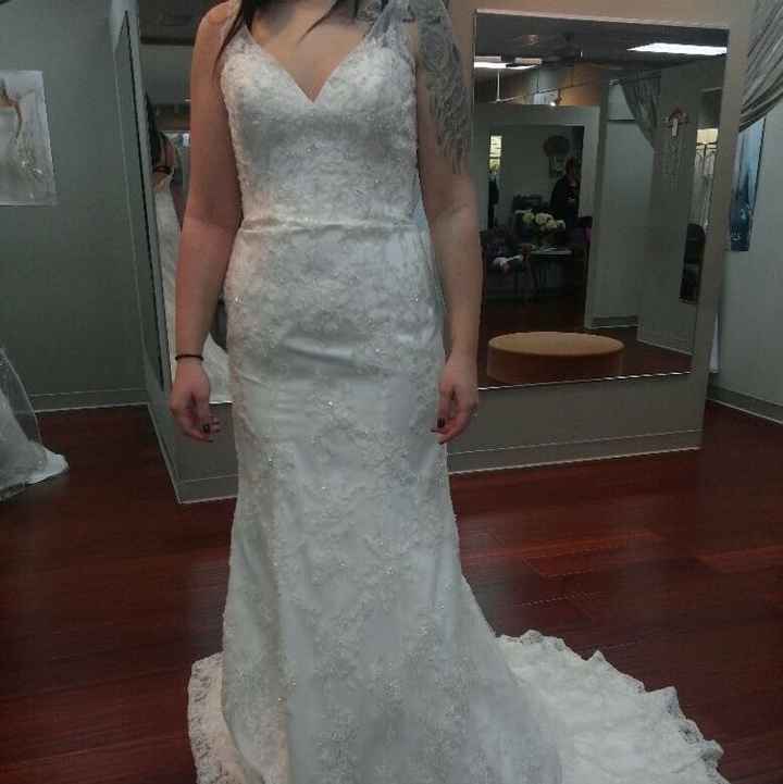 SHOW ME YOUR DRESSES!