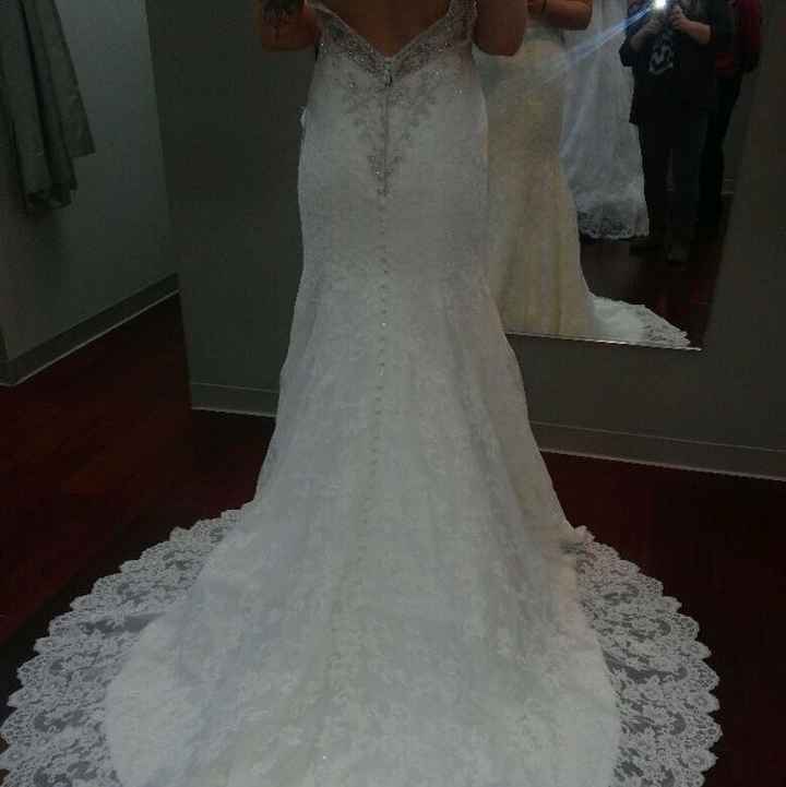 SHOW ME YOUR DRESSES!