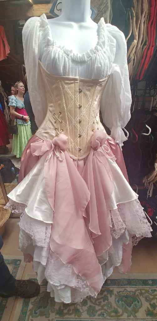 Renaissance dress for my wedding?! - 1