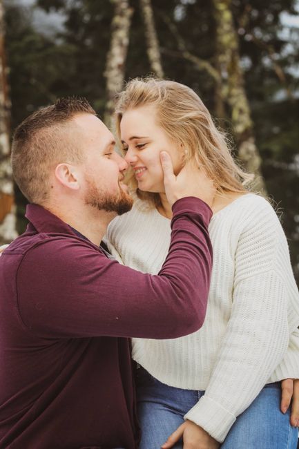 Favorite engagement pictures! 1