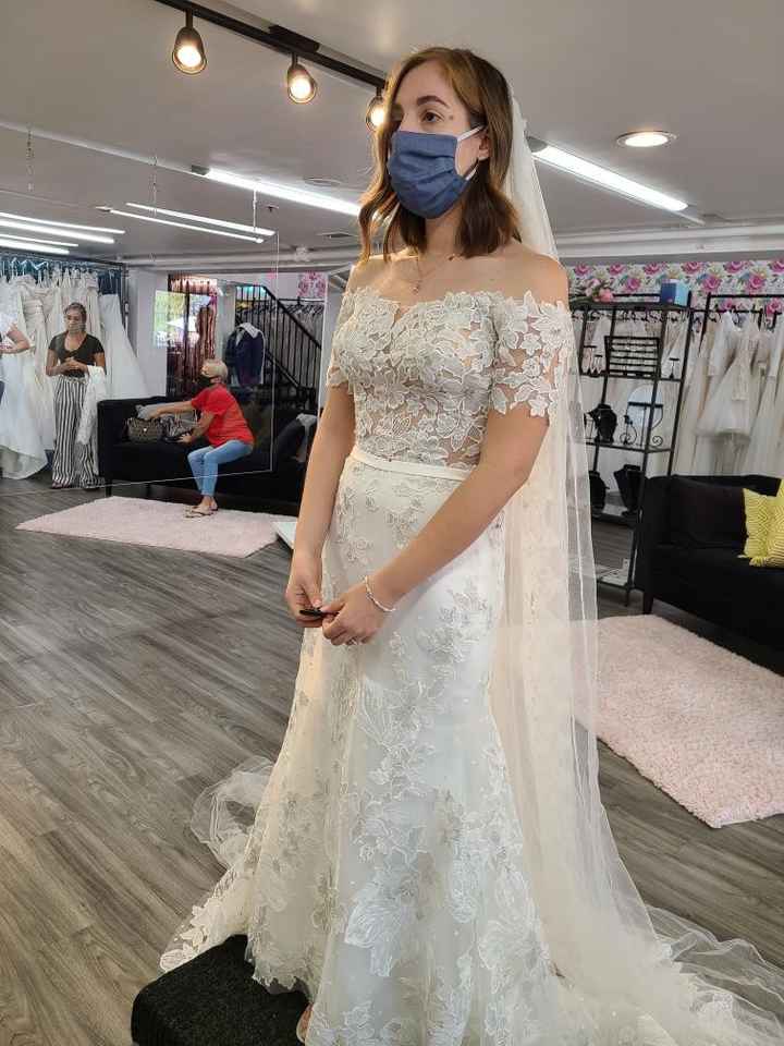 Not really loving how i look in my dress anymore? - 3