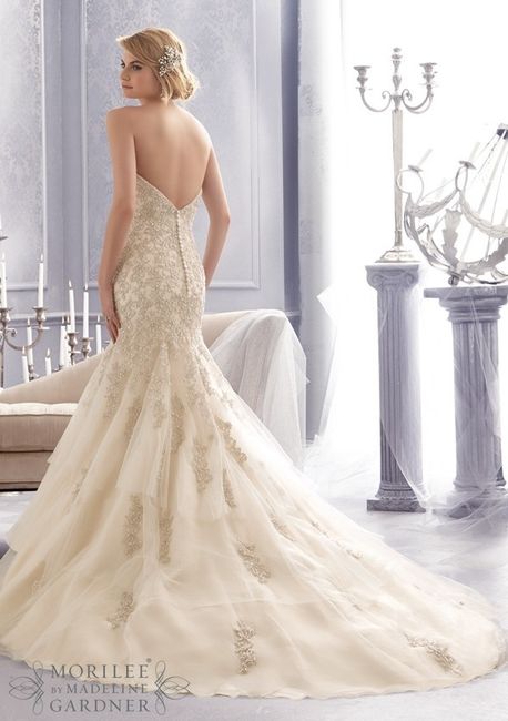 Wedding dess: Fantasy vs Reality