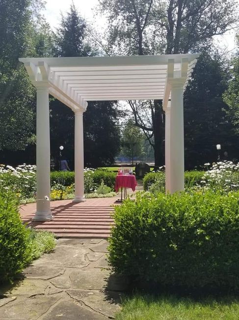 My wedding was amazing!! 10