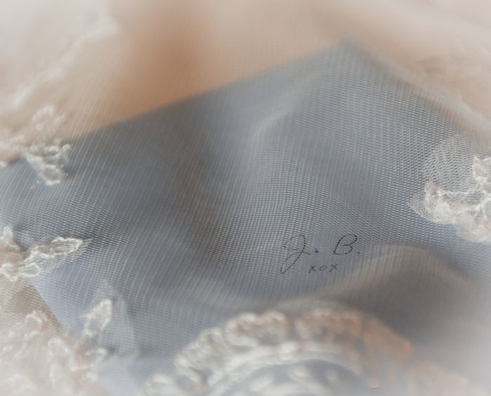 Note for your groom or bride, the day of