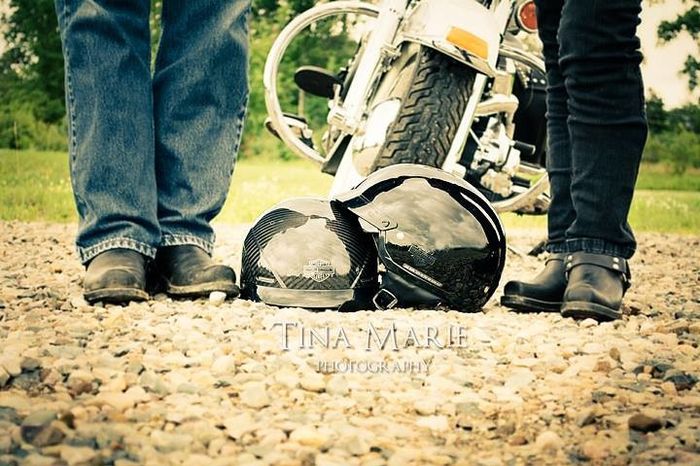 Share your engagement photos . I'm super happy with mine
